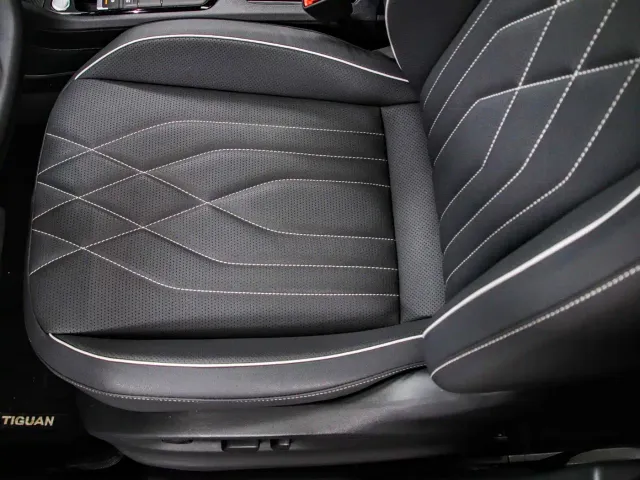 Volkswagen Tiguan L — Фото автомобиля 14