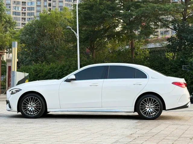 Mercedes-Benz C-Class — Фото автомобиля 12