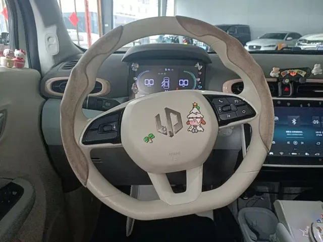 Leapmotor T03 — Фото автомобиля 10