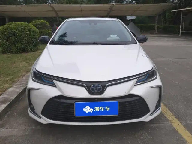 Toyota Corolla — Фото автомобиля 2