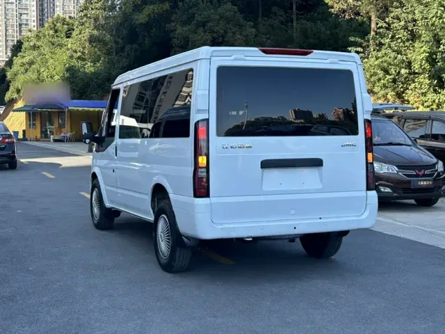 JMC Fushun — Фото автомобиля 8
