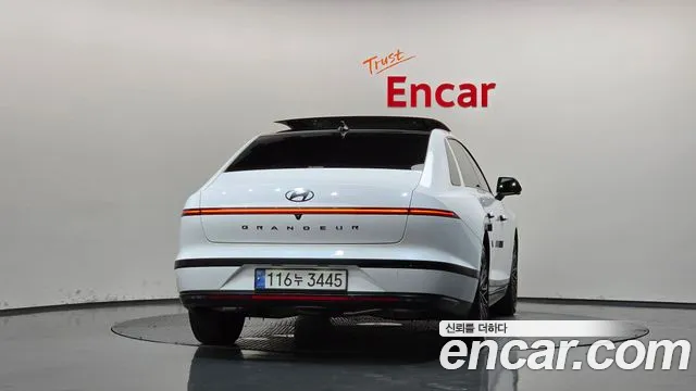 Hyundai Grandeur GN7 — Фото автомобиля 3