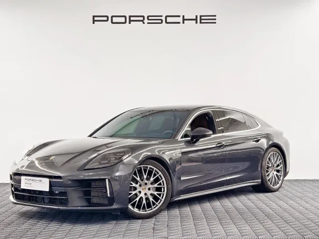 Фотография автомобиля — Porsche Panamera