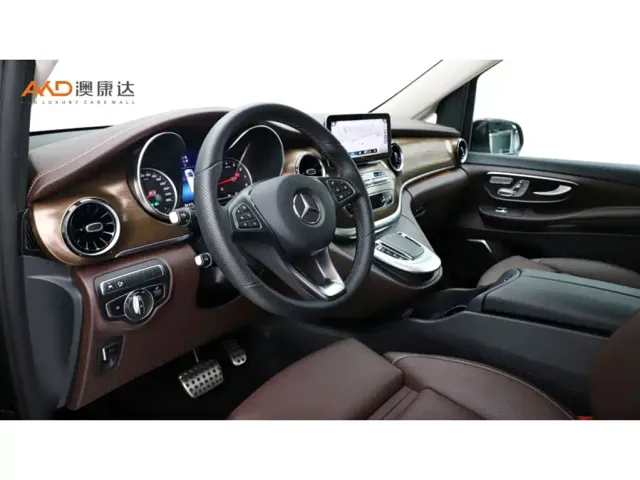 Mercedes-Benz V-Class — Фото автомобиля 6