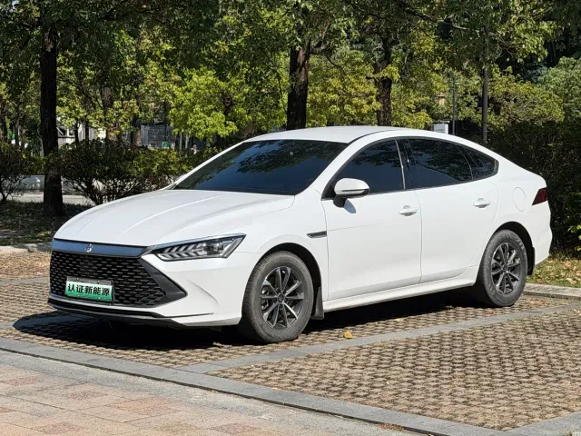 Фотография автомобиля — BYD Qin PLUS