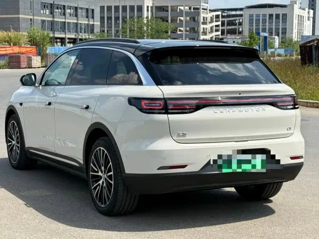 Leapmotor C11 — Фото автомобиля 9