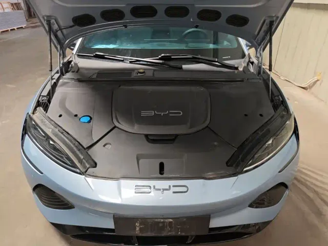 BYD Seal — Фото автомобиля 19
