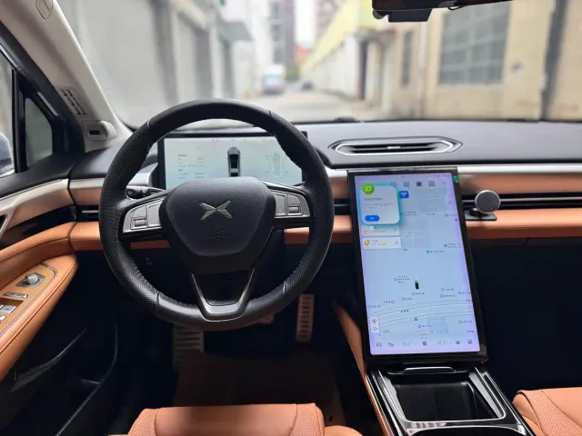 Xpeng P5 — Фото автомобиля 6
