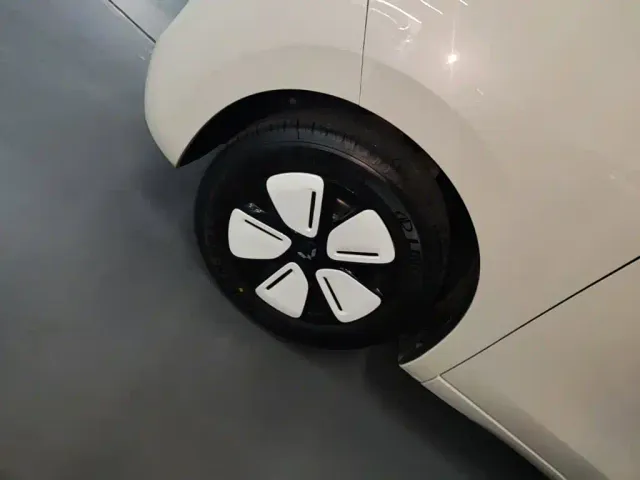 Wuling Hongguang Mini EV — Фото автомобиля 22