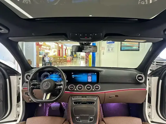 Mercedes-Benz E-Class — Фото автомобиля 15