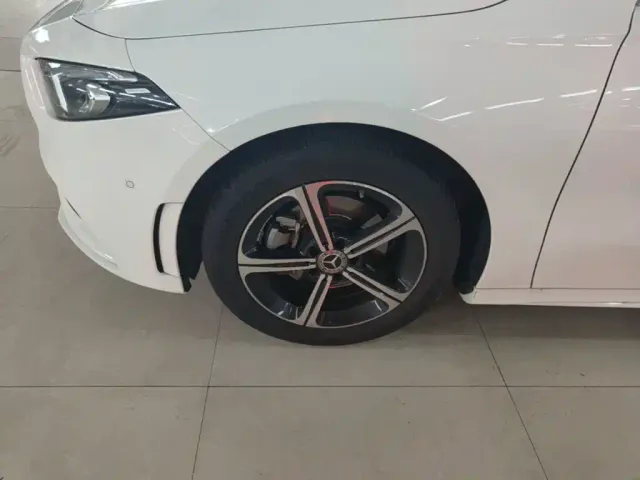 Mercedes-Benz A-Class — Фото автомобиля 22