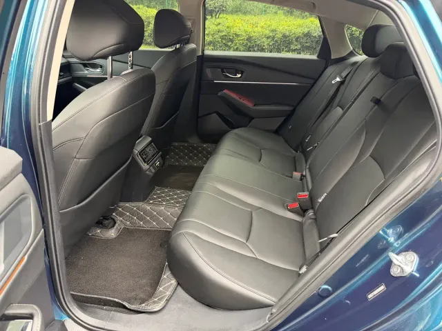Honda Accord — Фото автомобиля 4