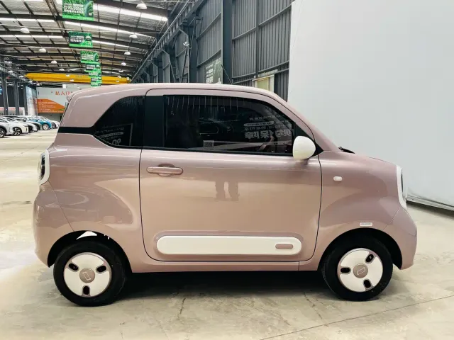 Besturn Bestune Pony 2026 222km Colorful Horse — Фото автомобиля 8