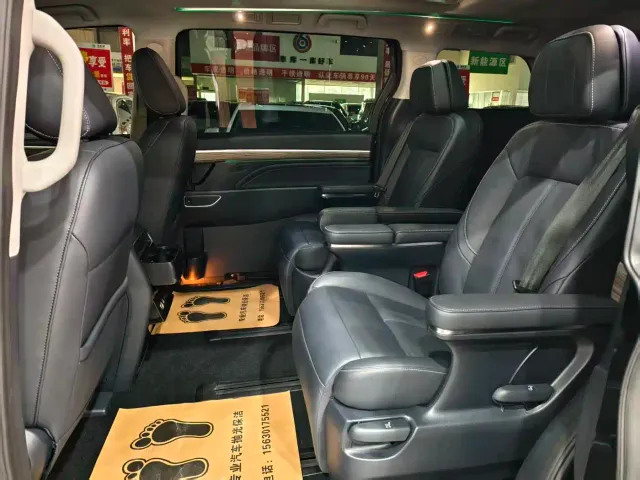 GAC Trumpchi M8 — Фото автомобиля 15