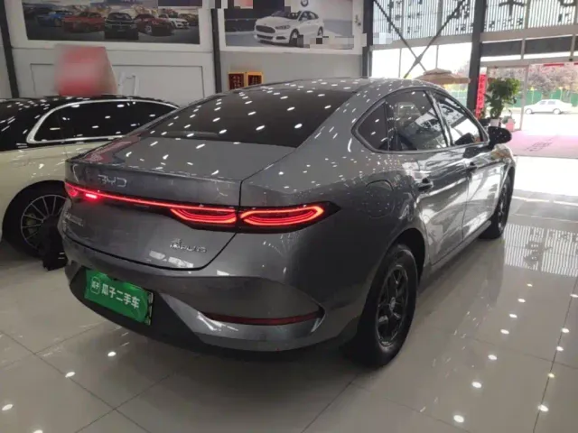 BYD Qin PLUS — Фото автомобиля 6