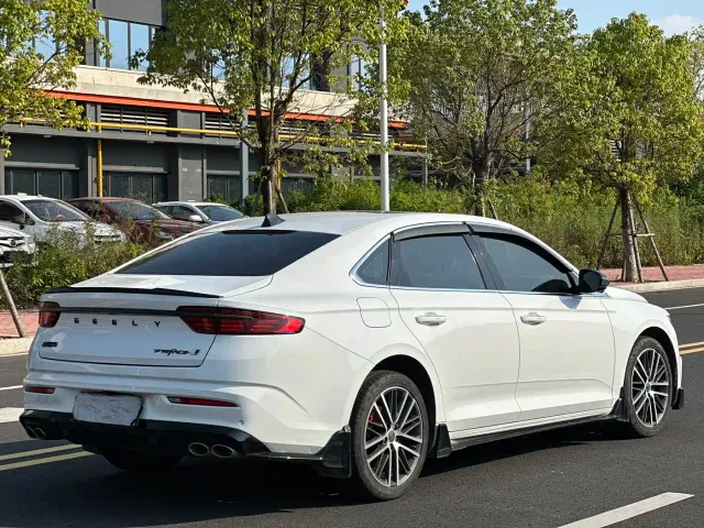 Geely Xingrui — Фото автомобиля 9