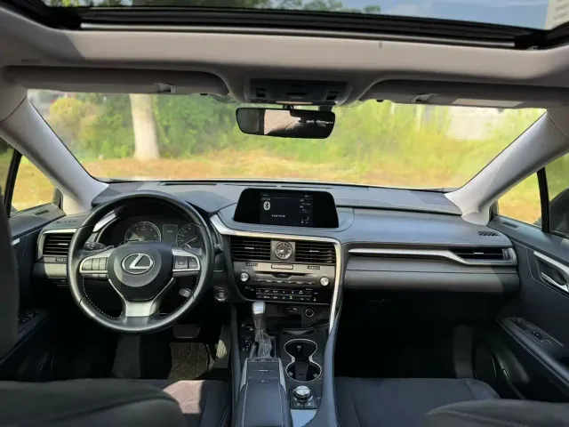 Lexus RX — Фото автомобиля 5