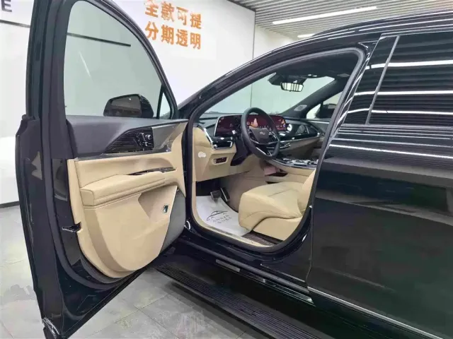 Cadillac XT5 — Фото автомобиля 4