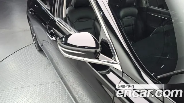 Hyundai Grandeur — Фото автомобиля 12