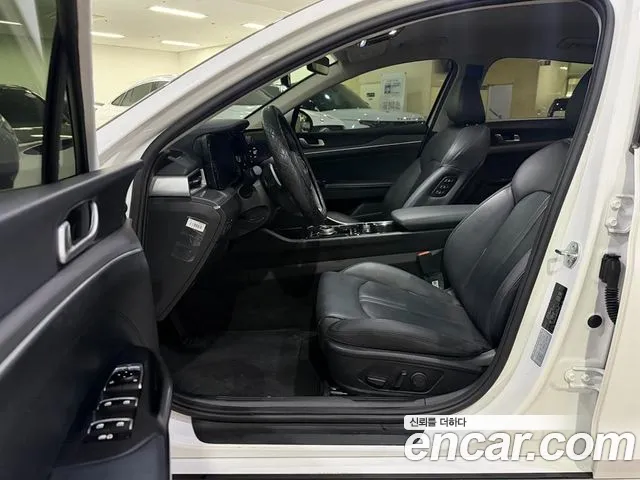 Kia K5 Generation 3 — Фото автомобиля 6