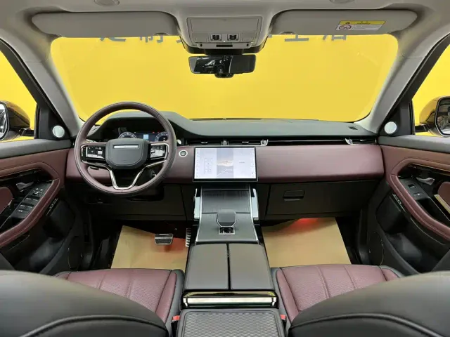 Land Rover Range Rover Evoque — Фото автомобиля 13