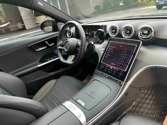 Mercedes-Benz C-Class — Фото автомобиля 24