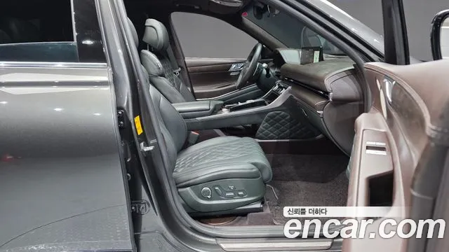 Genesis GV80 2.5T Бензин AWD — Фото автомобиля 11