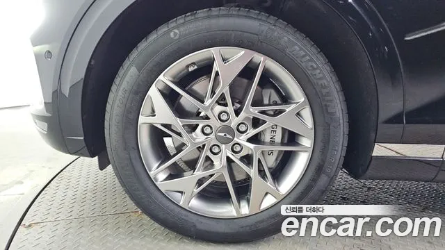 Genesis GV70 2.5T Бензин AWD — Фото автомобиля 5