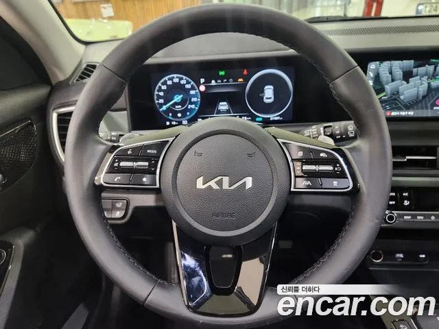 Kia Seltos New — Фото автомобиля 14