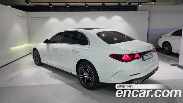 Mercedes-Benz E-Class W214 — Фото автомобиля 3
