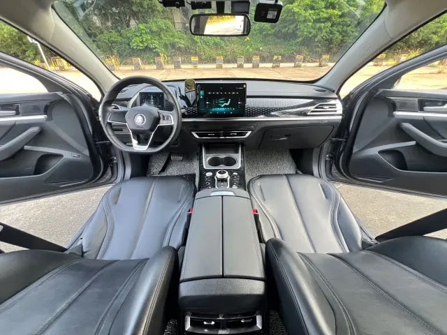 BYD Qin PLUS — Фото автомобиля 8