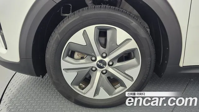 Kia Niro Niro Plus Air — Фото автомобиля 5