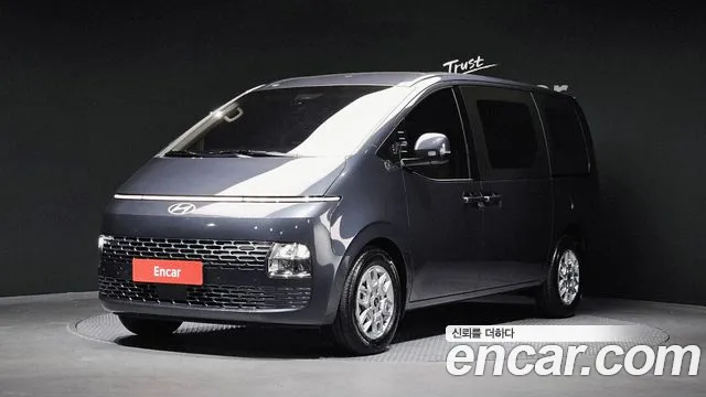 Фотография автомобиля — Hyundai Staria