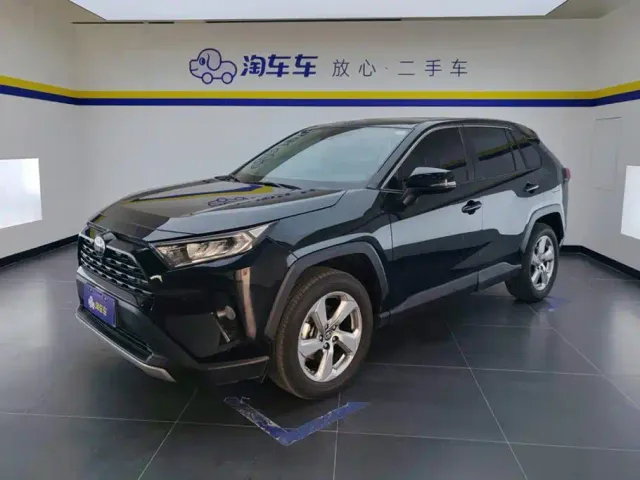 Фотография автомобиля — Toyota RAV4