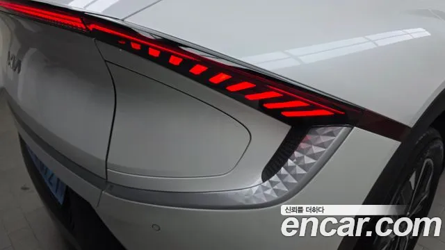 Kia EV6 — Фото автомобиля 7
