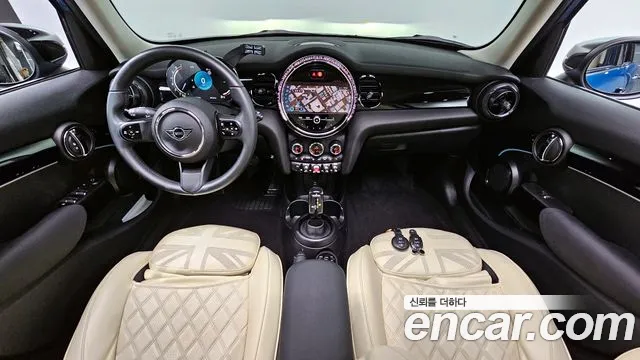 Mini Cooper Cooper 5 дверей Classic Plus — Фото автомобиля 10