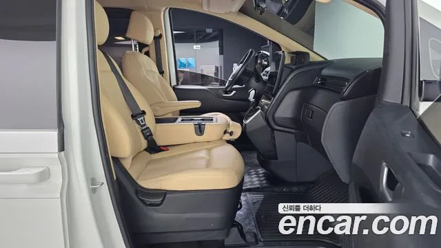 Hyundai Staria — Фото автомобиля 17