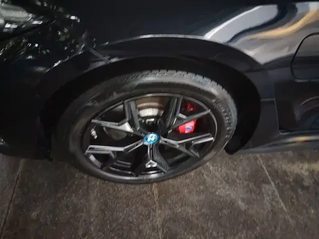 BMW i3 — Фото автомобиля 22