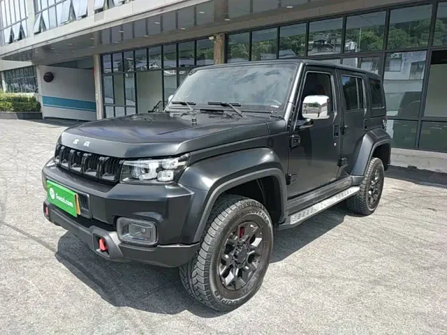 Фотография автомобиля — BAIC BJ40