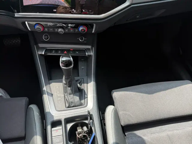 Audi Q3 — Фото автомобиля 12