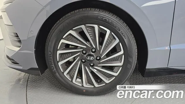 Hyundai Sonata — Фото автомобиля 5
