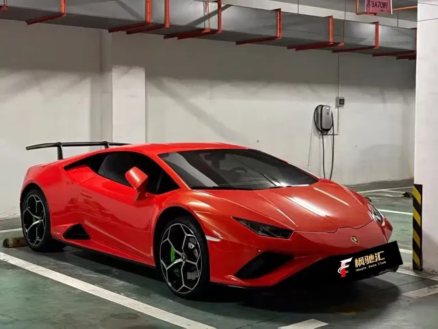 Lamborghini Huracan — Фото автомобиля 3