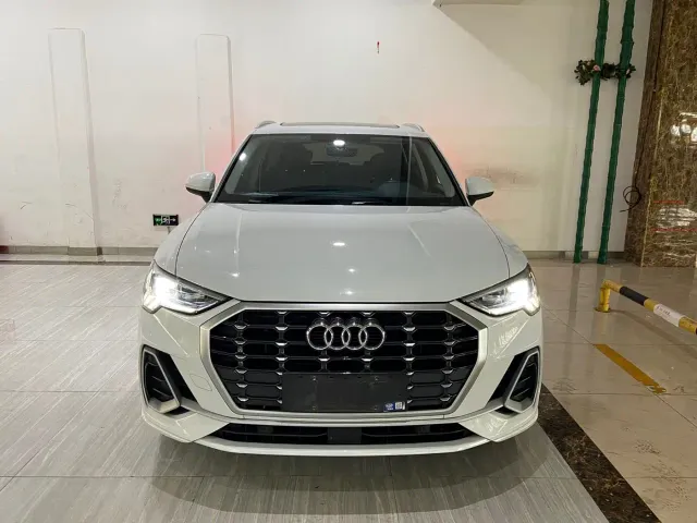 Audi Q3 — Фото автомобиля 2