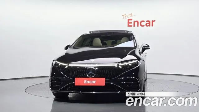 Mercedes-Benz EQS — Фото автомобиля 3