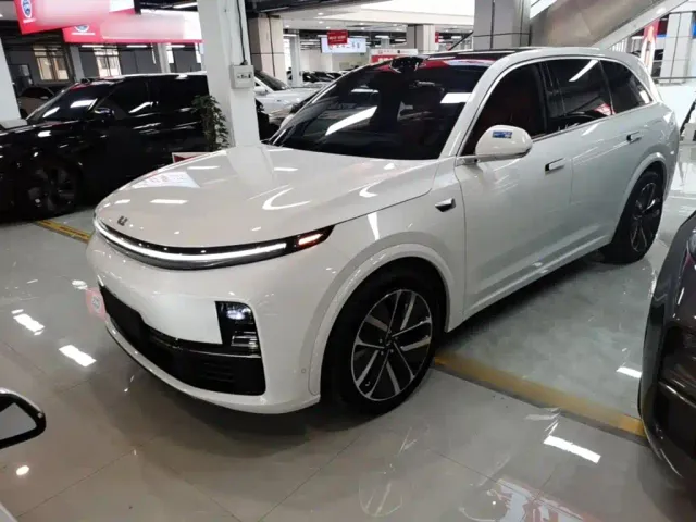 Фотография автомобиля — Li Auto L7