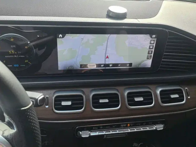 Mercedes-Benz GLS-Class — Фото автомобиля 13