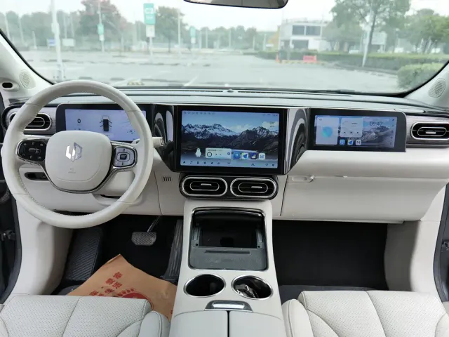 Leapmotor Leapmotor C11 2021 Facelift Luxury Edition — Фото автомобиля 12