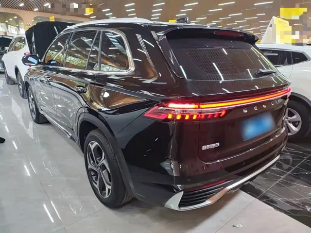 Geely Xingyue L — Фото автомобиля 4