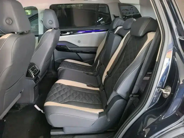 Volkswagen ID.6 Crozz — Фото автомобиля 16