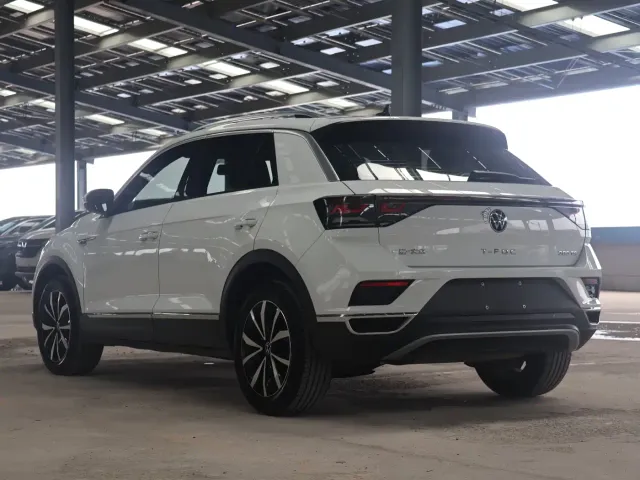 Volkswagen T-Roc — Фото автомобиля 7
